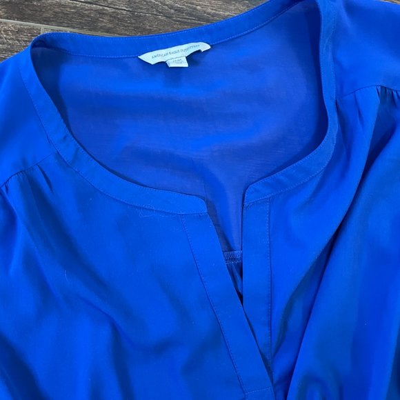 American Eagle Blue Small Tie Front Sleeveless V Neck Tank Top - Picture 3 of 4